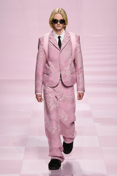 Look 29